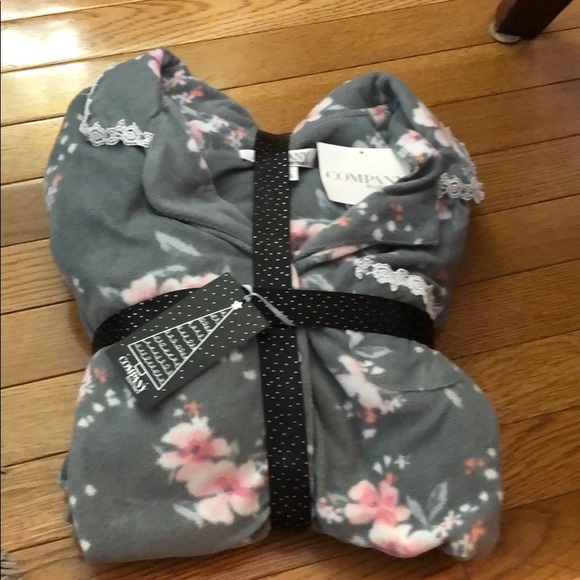 Ellen Tracy Other - 2-pc Pajama Fleece